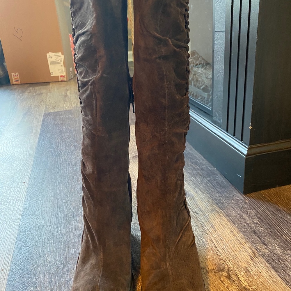MIA brown boots size 8